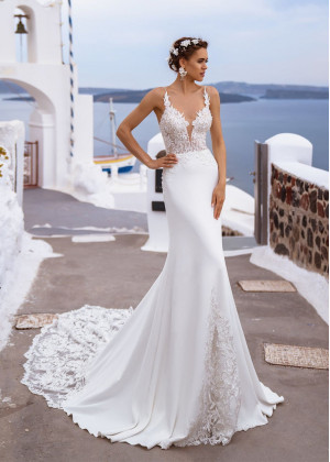 Sexy Ivory Lace Satin Beaded Wedding Dress